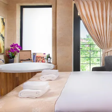 Hotel Cappadocia Pyramid Stone House Uchisar