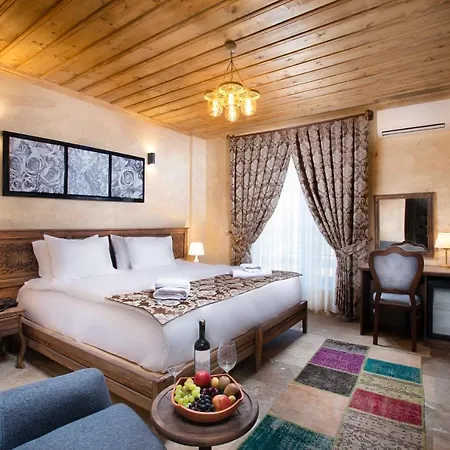 Hotel Cappadocia Pyramid Stone House Uchisar