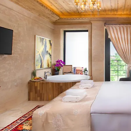 Cappadocia Pyramid Stone House Hotel