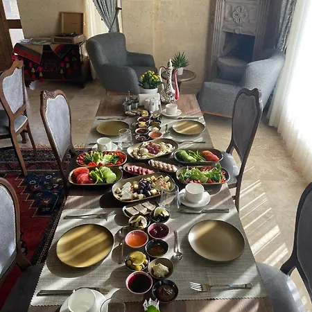 Cappadocia Pyramid Stone House Hotel 5*