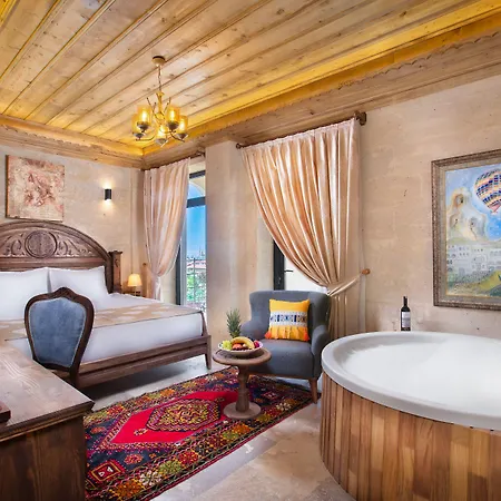 Cappadocia Pyramid Stone House Hotel