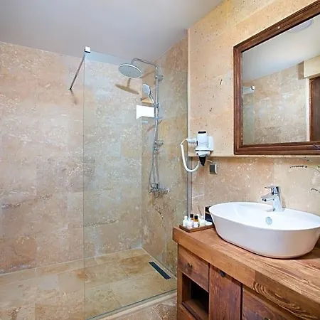 Cappadocia Pyramid Stone House 5*