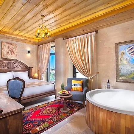 Cappadocia Pyramid Stone House Hotel