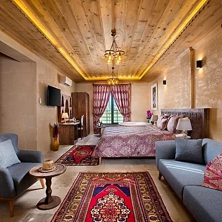 Cappadocia Pyramid Stone House 5*