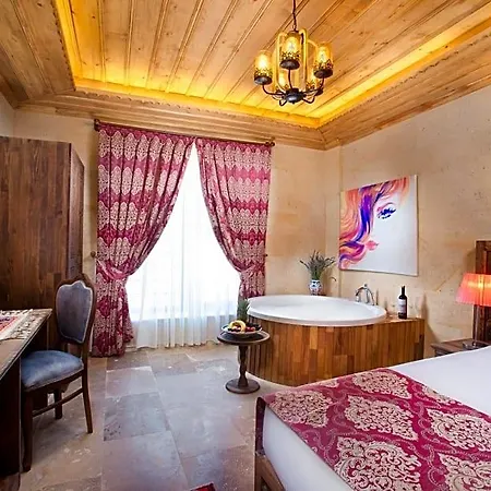 Cappadocia Pyramid Stone House 5*