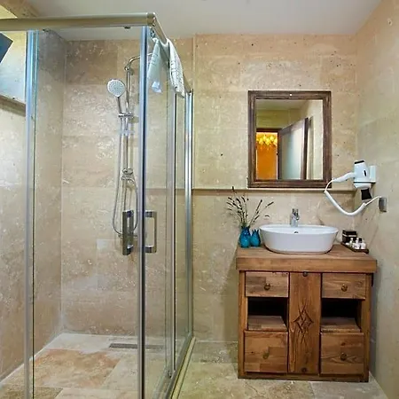 Cappadocia Pyramid Stone House 5*