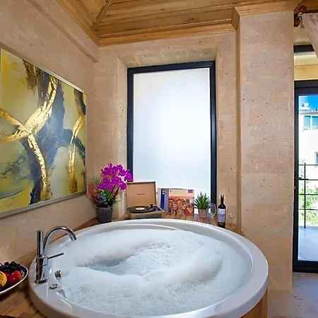 Cappadocia Pyramid Stone House Hotel 5*
