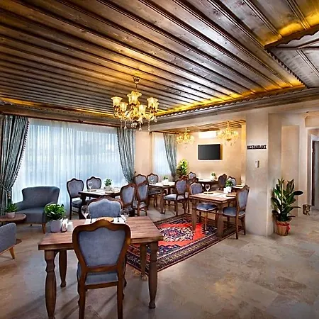 Hotel Cappadocia Pyramid Stone House