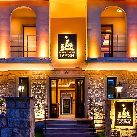 Hotel Cappadocia Pyramid Stone House Uchisar