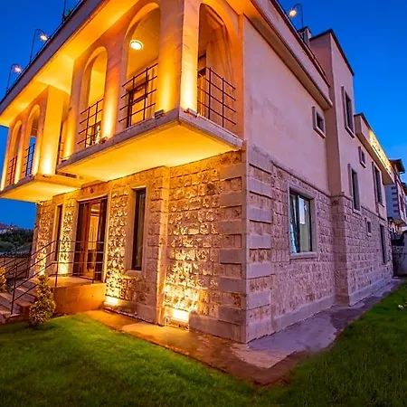 Cappadocia Pyramid Stone House 5*