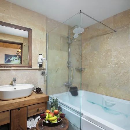 Cappadocia Pyramid Stone House Hotel 5*