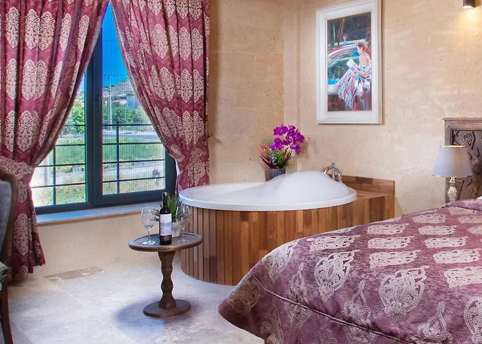 Hotel Cappadocia Pyramid Stone House