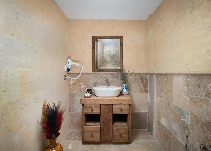 Cappadocia Pyramid Stone House 5*